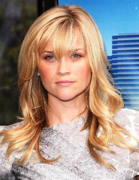 Pictures Of Reese Witherspoon Long Blonde Hairstyle With Bangs