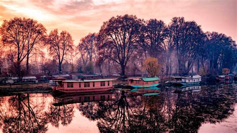Check spelling or type a new query. Jhelum Boats - Bing Wallpaper Download