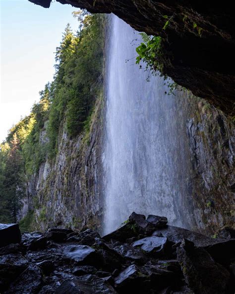 Le Guide Des Plus Belles Cascades Du Puy De D Me Voyageurs Fran Ais