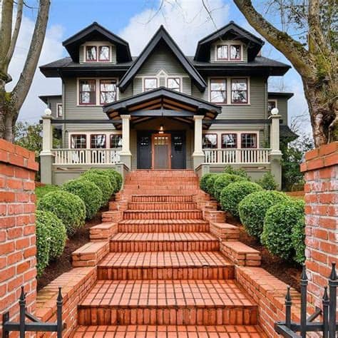 Ketersediaan lahan yang luas, di dukung dengan keuangan keluarga kita yang dapat di katakan mapan. 75+ Desain & Denah Rumah Super Mewah Impian, 1 dan 2 Lantai