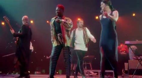 Peter Gabriel, Paula Cole And Papa Wemba Perform A Magical Rendition Of