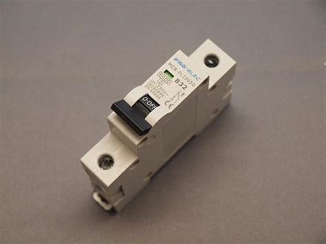 32a Mcb Din Rail Mounted 2000 Test Equipment Suppliers Of