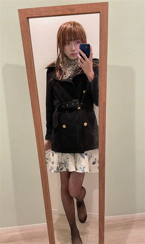 花柄スカート＋トレンチコート女装コーデ♡ 東京足立区のラーメン大好き女装男子のブログ♡