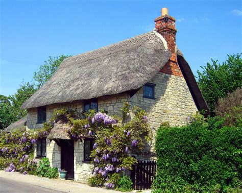 20 Gorgeous English Thatched Cottages English Country Cottages