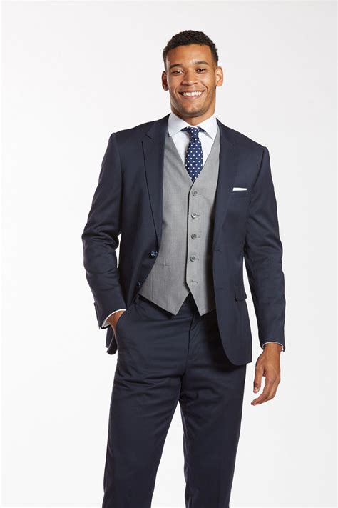 Navy And Gray Combos Are Trending Were Loving This Layered Look For