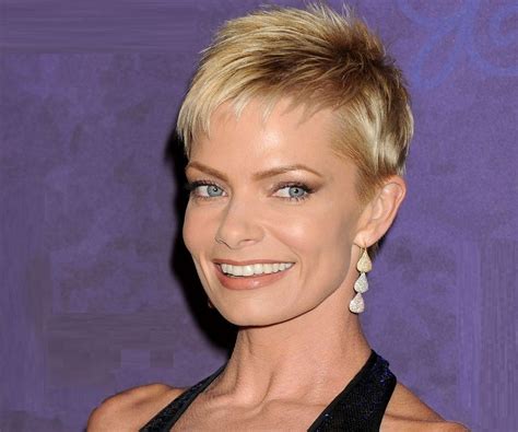 Jaime Pressly Biography - Facts, Childhood, Family & Achievements of ...