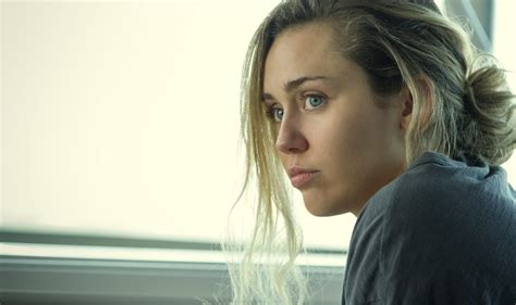 Miley Cyrus Protagoniza El Peor Capítulo De Black Mirror Rotten Tomatoes