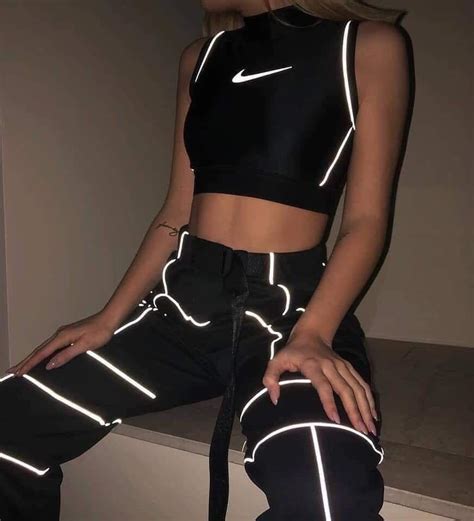 Conjunto Nike Reflective Teen Fashion Outfits Sport Outfits Girl