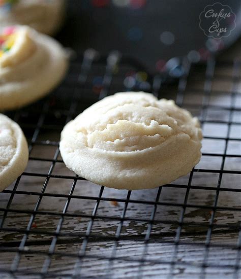 soft amish sugar cookies cookies and cups