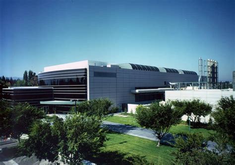 Applied Materials Arques Campus Technology Center | Hathaway Dinwiddie ...