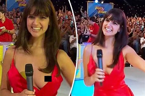 Sexy Tv Presenter Has Nip Slip Live On Australian The Price Is Right