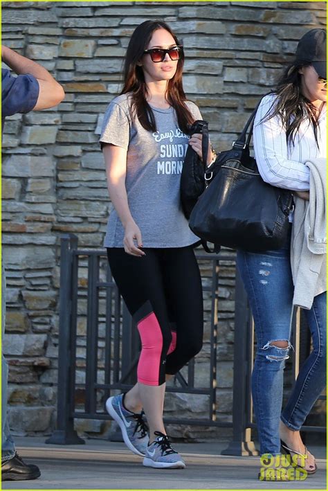megan fox stays comfy in workout gear at the movies photo 3804006 megan fox photos just