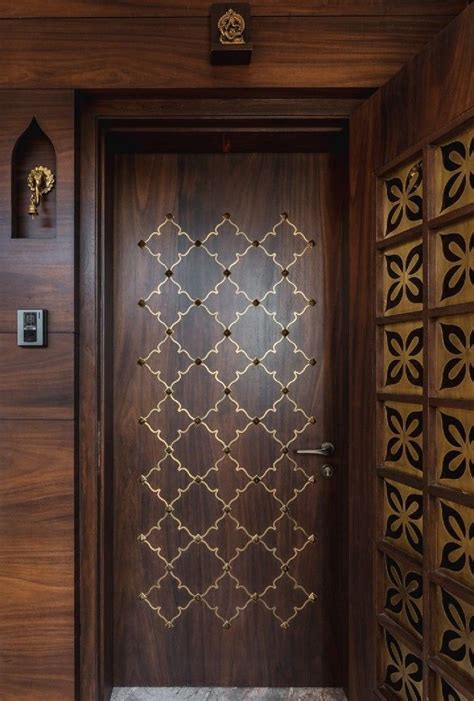 Pin By Priya Karchiappan On House Indian Main Door Designs Main Door