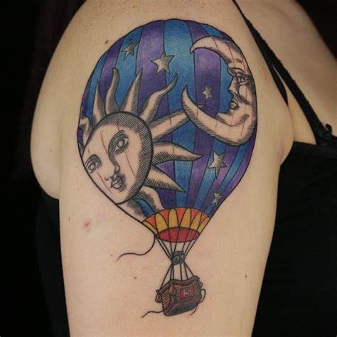Technicolor Hot Air Balloon Tattoo By Fame Tatuaje De Globo Tatuaje