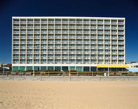 Where is holiday inn express hotel & suites hermosa beach located? Holiday Inn Express Virginia Beach Oceanfront, Virginia ...