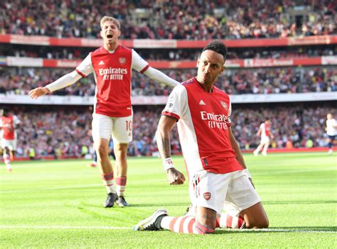 Thierry Henry Says Three Arsenal Players Have Copied His Nld Celebration