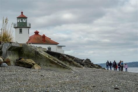 Alki Point Lighthouse Seattle 2021 All You Need To Know Before You