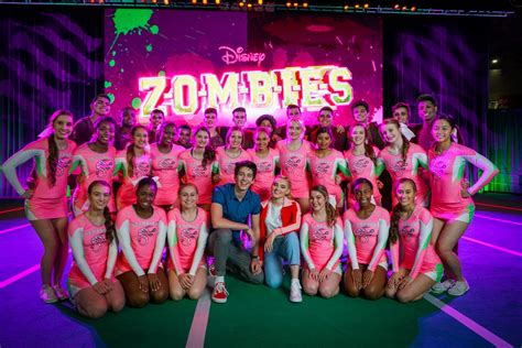 Five reasons why you need to watch disneys zombies d23. Disney Channel estrena Zombies este domingo