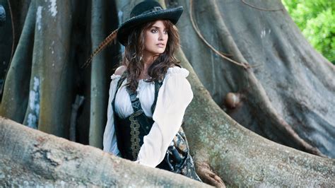 2048x1152 penelope cruz in pirates of the caribbean 2048x1152 resolution hd 4k wallpapers
