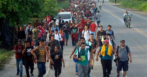 Nueva Caravana De Migrantes Cruza A México En Su Marcha Hacia El