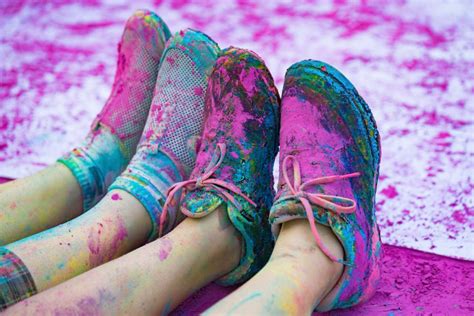 Support Breast Cancer Research With This Color Run