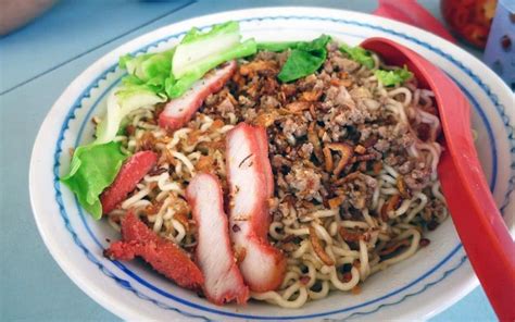 Kuching Kolo Mee The Famous Noodle Dish From Sarawak The Ambitious