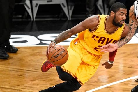 Kyrie Irvings 42 Carries Cleveland Cavaliers To Win 3 1 Lead Over