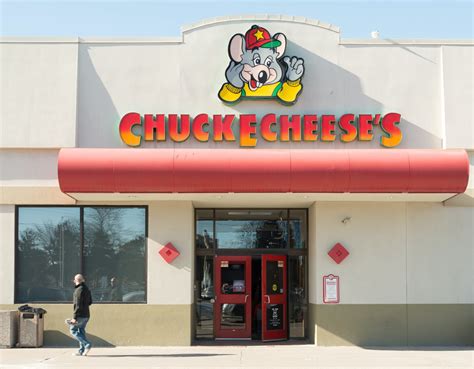 8 Signs That Chuck E Cheese Is About To Close Forever The Krazy