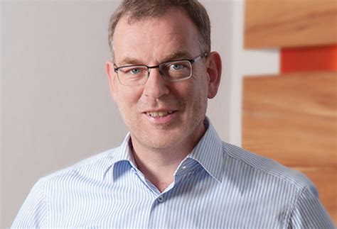 Liebe patienten, ich freue mich, sie in meiner praxis für innere medizin in freising begrüßen zu dürfen. Dr. med. Roland Ambach - Internist und Kardiologe - Team