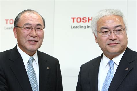 東芝：社長に佐々木副社長が昇格、西田氏は会長に－4年ぶり交代4 Bloomberg