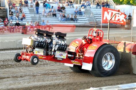 pin on tractor pulls