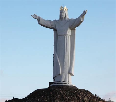 A Maior Estátua De Cristo Do Mundo Gigantes Do Mundo