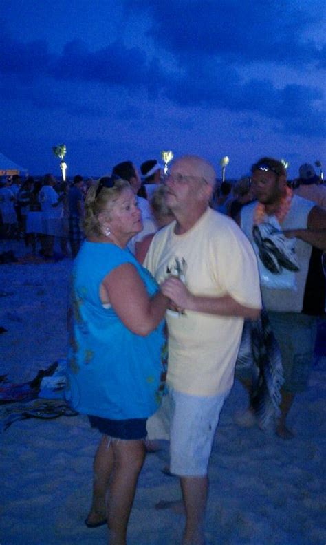 Gulf Shores Al Dancing With The Man I Love At The Jimmy Buffet Concert