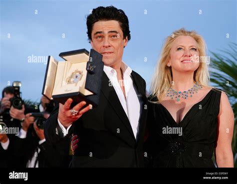 Benicio Del Toro 2022 Girlfriend Net Worth Tattoos Smoking And Body