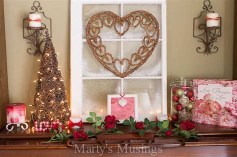 Use white or pink for the background, and red for the boarder. Valentine Decorations for the Home | Marty's Musings