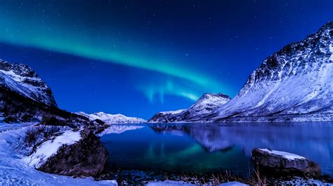 Blue Aurora Borealis Wallpapers And Images Wallpapers Pictures Photos