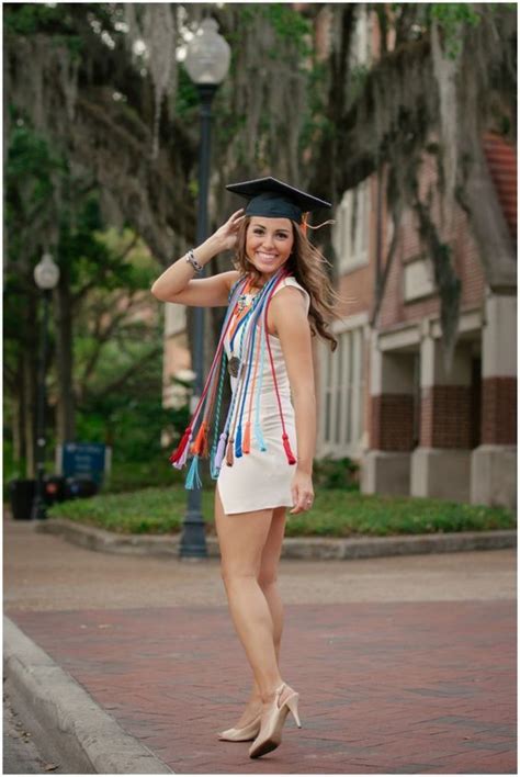 12 Steps To Your Perfect Graduation Outfit Graduation Outfit College Senior Pictures Cap And