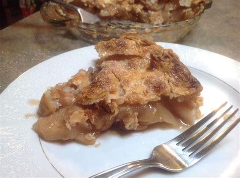 Honey Crisp Apple Pie Recipe Just A Pinch Recipes