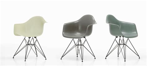 Eames dsw stuhl aus fiberglas. Eames Fiberglass Arm Chair DAR Stuhl Vitra - einrichten ...