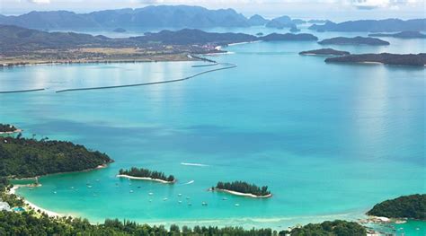 1 hour 10 minutes approx. Snap up flights to Langkawi on Malaysia Airlines from $394 ...