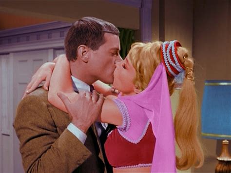 I Dream Of Jeannie 1965 Classic Tvs Vintage Year Purple Clover