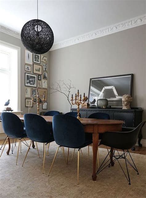Most chairs can be ordered in cherry, maple, or oak. 25 Ways To Match An Antique Table And Modern Chairs - DigsDigs
