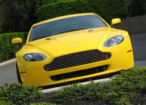 Aston Martin V8 Vantage Gorgeous Yellow Vantage Being Sold Flickr
