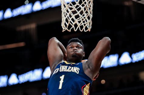 The 3 Best Dunks From Zion Williamson Before His Nba Debut