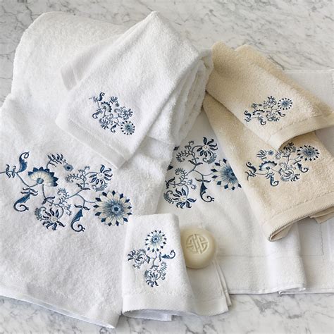 Absorbent bath towel adds a stylish touch to your bathroom. Blue Jacobean Floral Bath Towels | Gump's