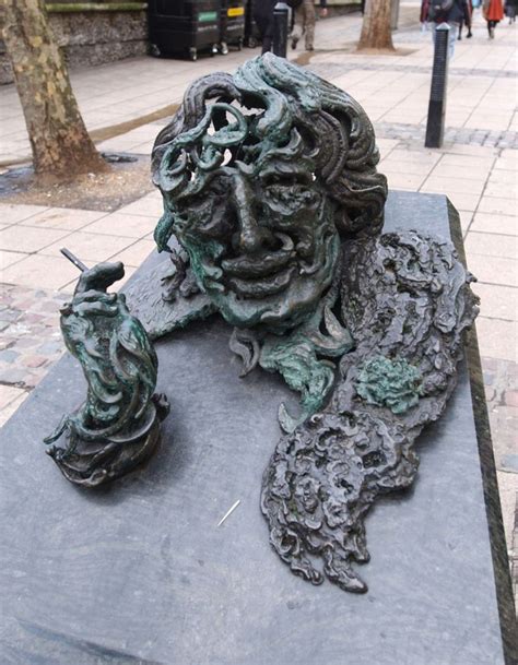 Where Is An Apology From Maggi Hambling For Her Sculpture A Conversation With Oscar Wilde Near