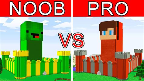 Jj And Mikey Castle In Minecraft Build Battle Noob Vs Pro Challenge