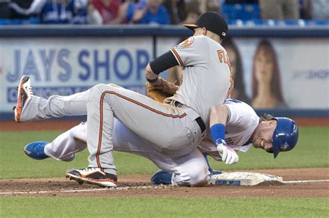Chris Davis Delivers Game Winning Sac Fly As Orioles Edge Blue Jays