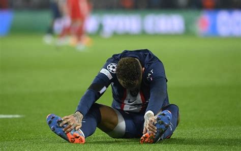 PSG Les Images Terribles De La Blessure De Neymar