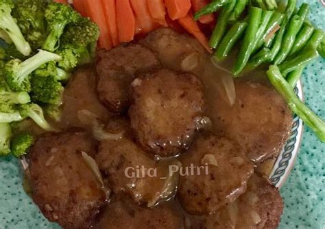 Bikin bistik daging sapi aja yuk. Resep Bistik daging cincang (mixed sapi & ayam), kesukaan ...